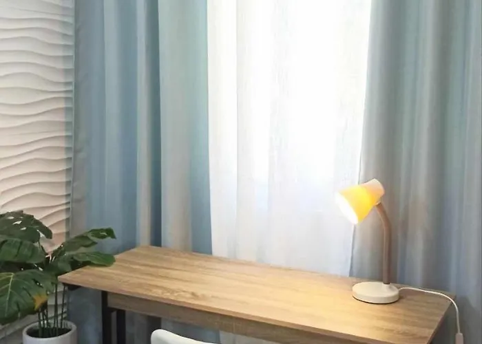 2-bedroom Near Mactan Airport, Fully-furnished, Airport Pickup And Tour Services Apartment *